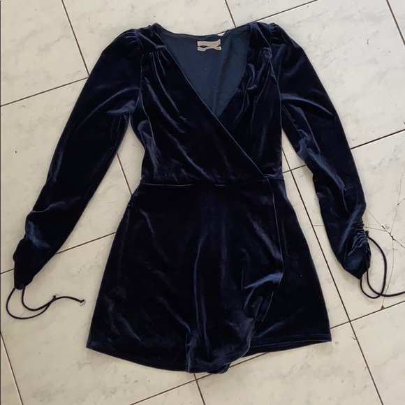 Romper - Picture 3 of 7